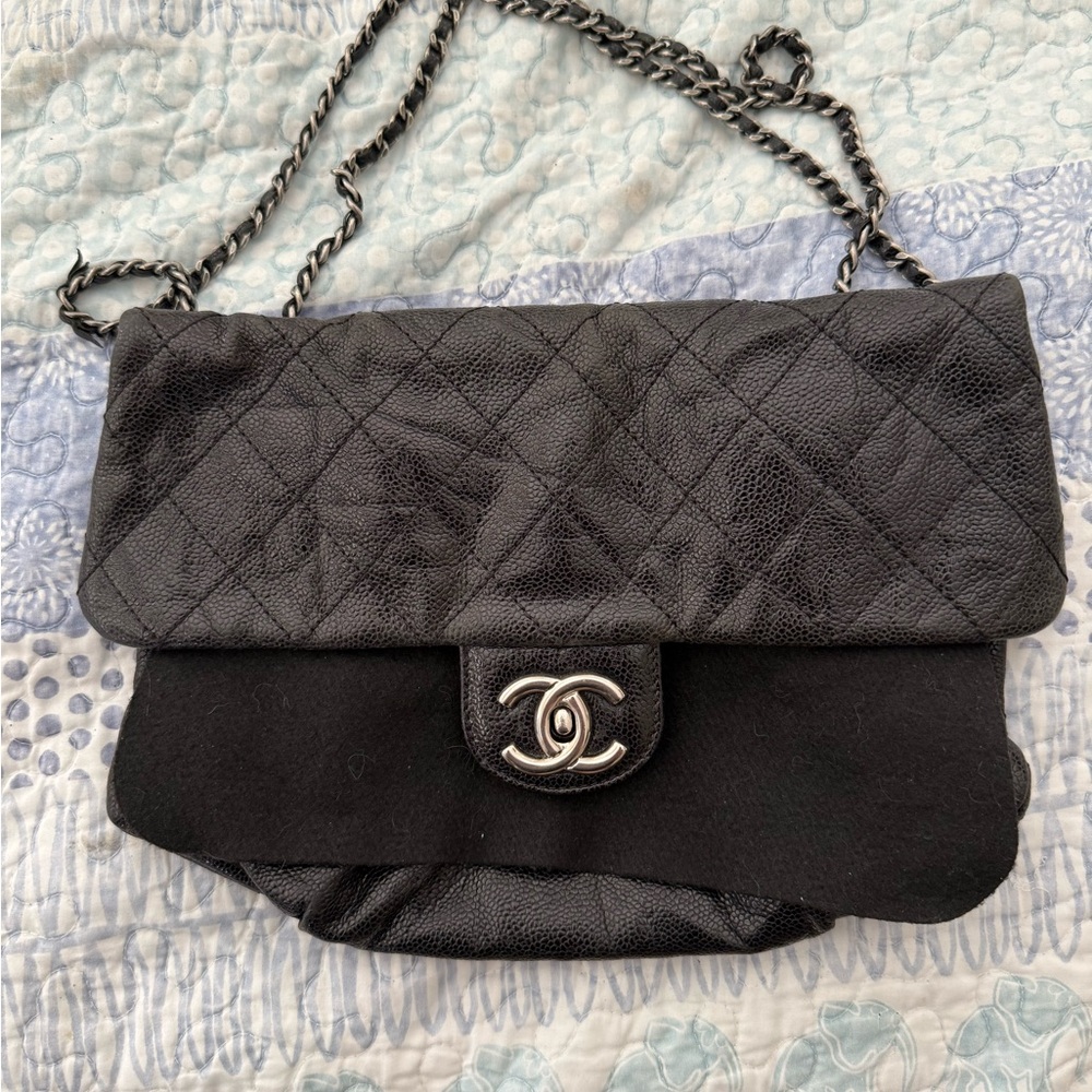 Chanel Black Quilted Shoulder Bag with Chain Strap